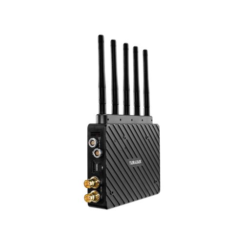 10 2312 Teradek Bolt 6 XT Receiver Three Quarters 02 1500 fab504f6 4dde 4e71 b1fd db8800a6a81f